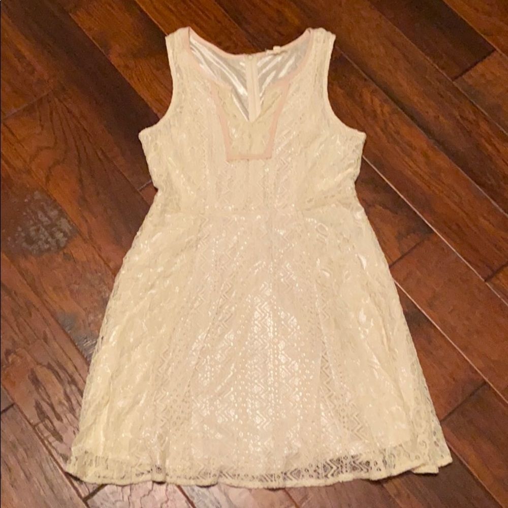 Hem & Thread dress - cream colored size L